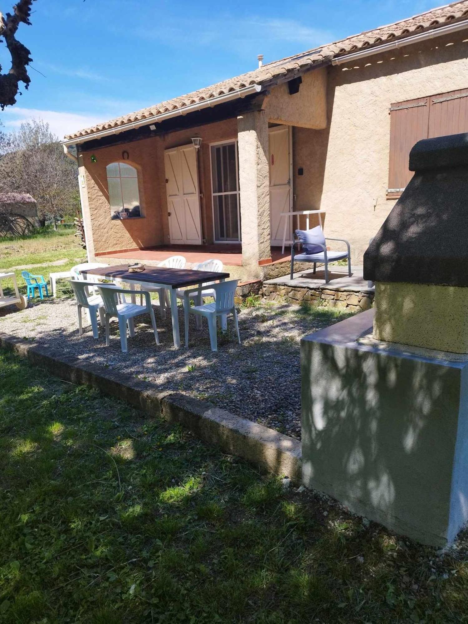 Maison De Campagne Allemagne-en-Provence Exterior photo